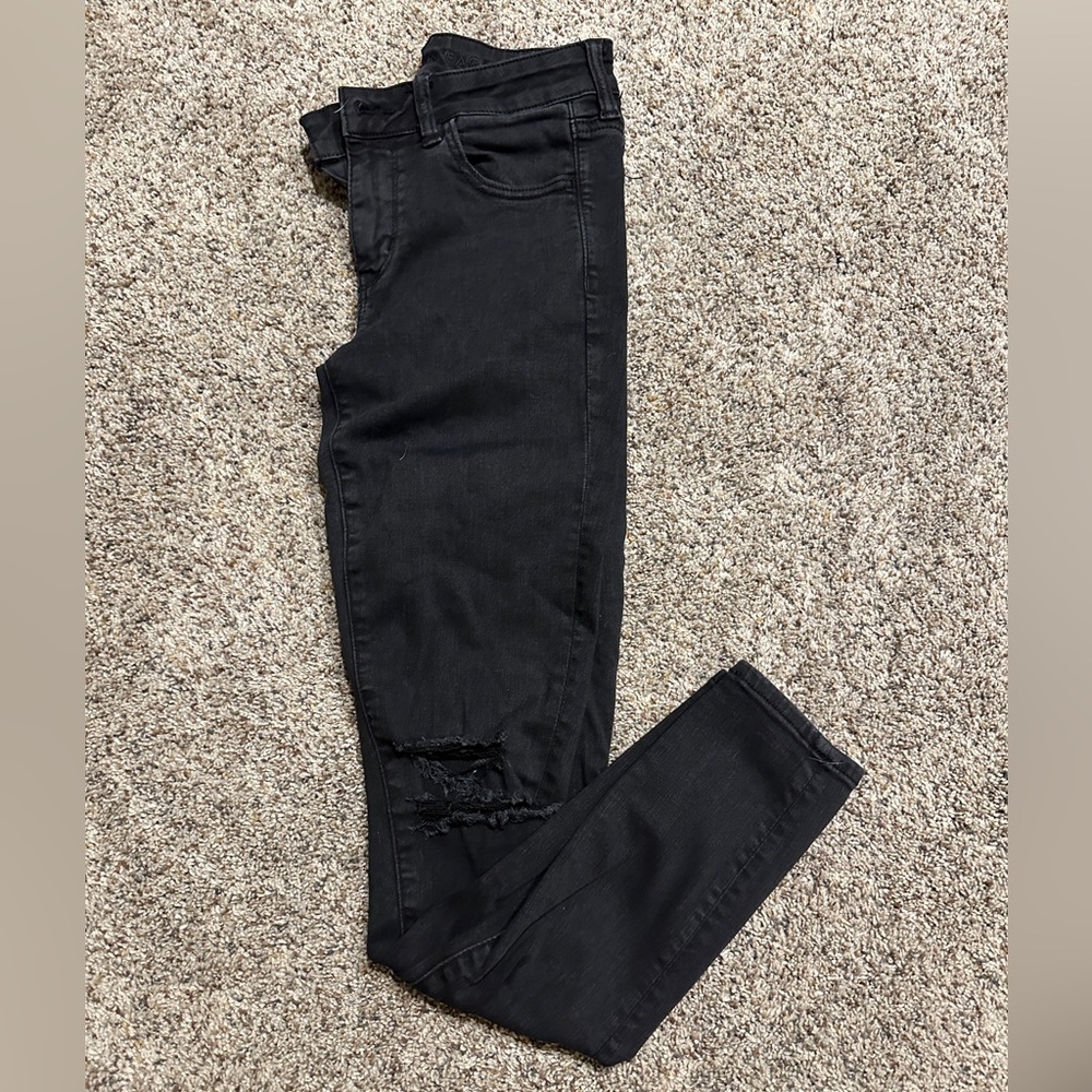 American Eagle Black Distressed Jeggings